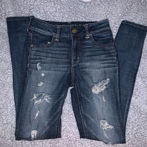 american eagle ripped skinny jeans